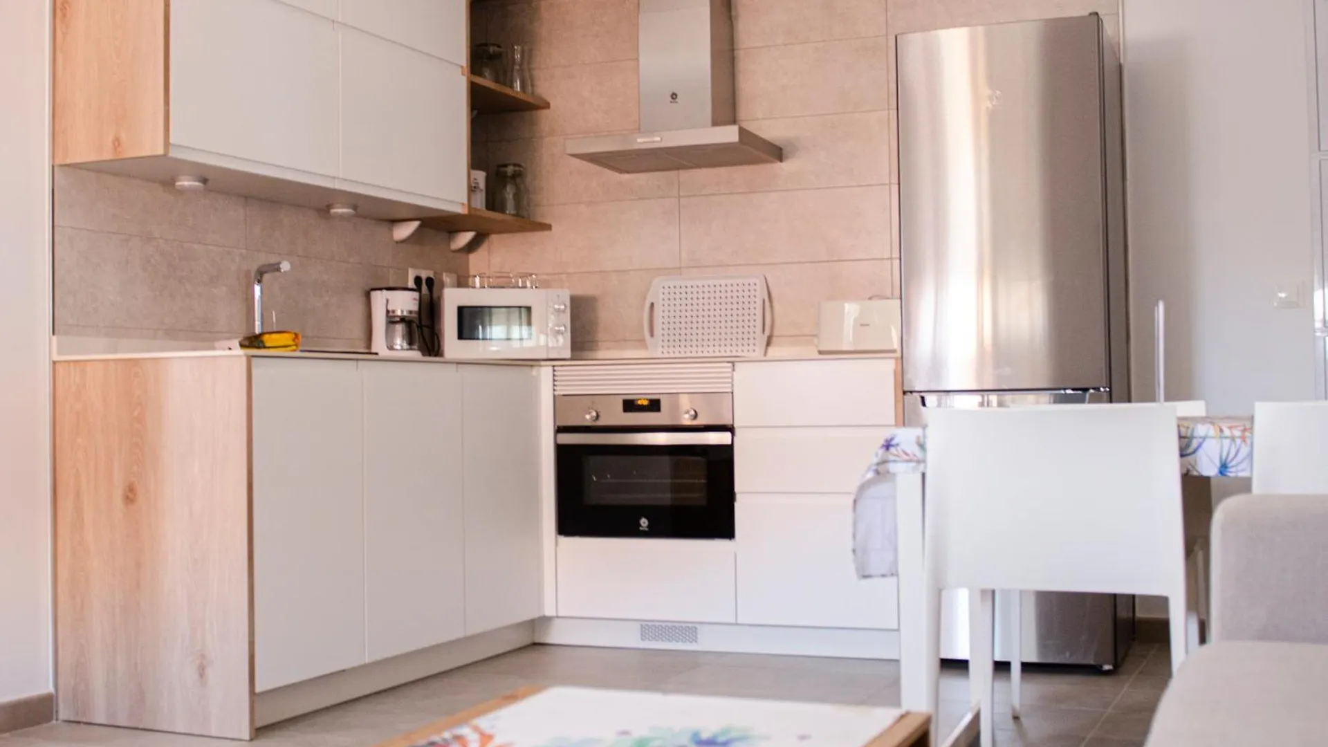 Neptuno Beach Apartment & Parking By Cadiz4Rentals Spain