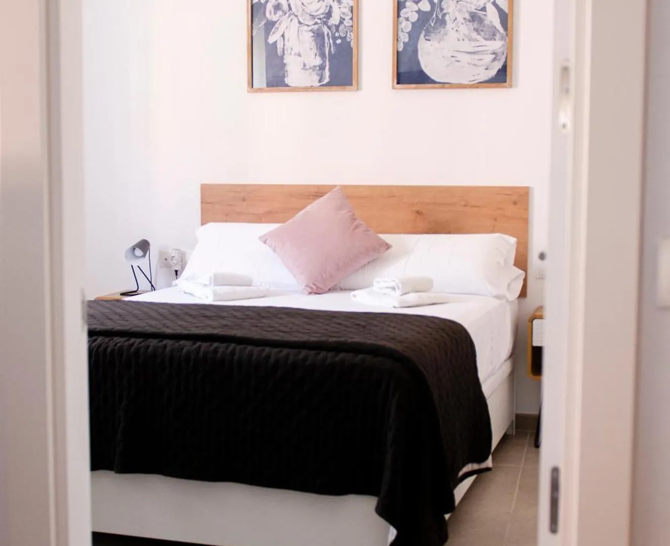 Neptuno Beach Apartment & Parking By Cadiz4Rentals Spain